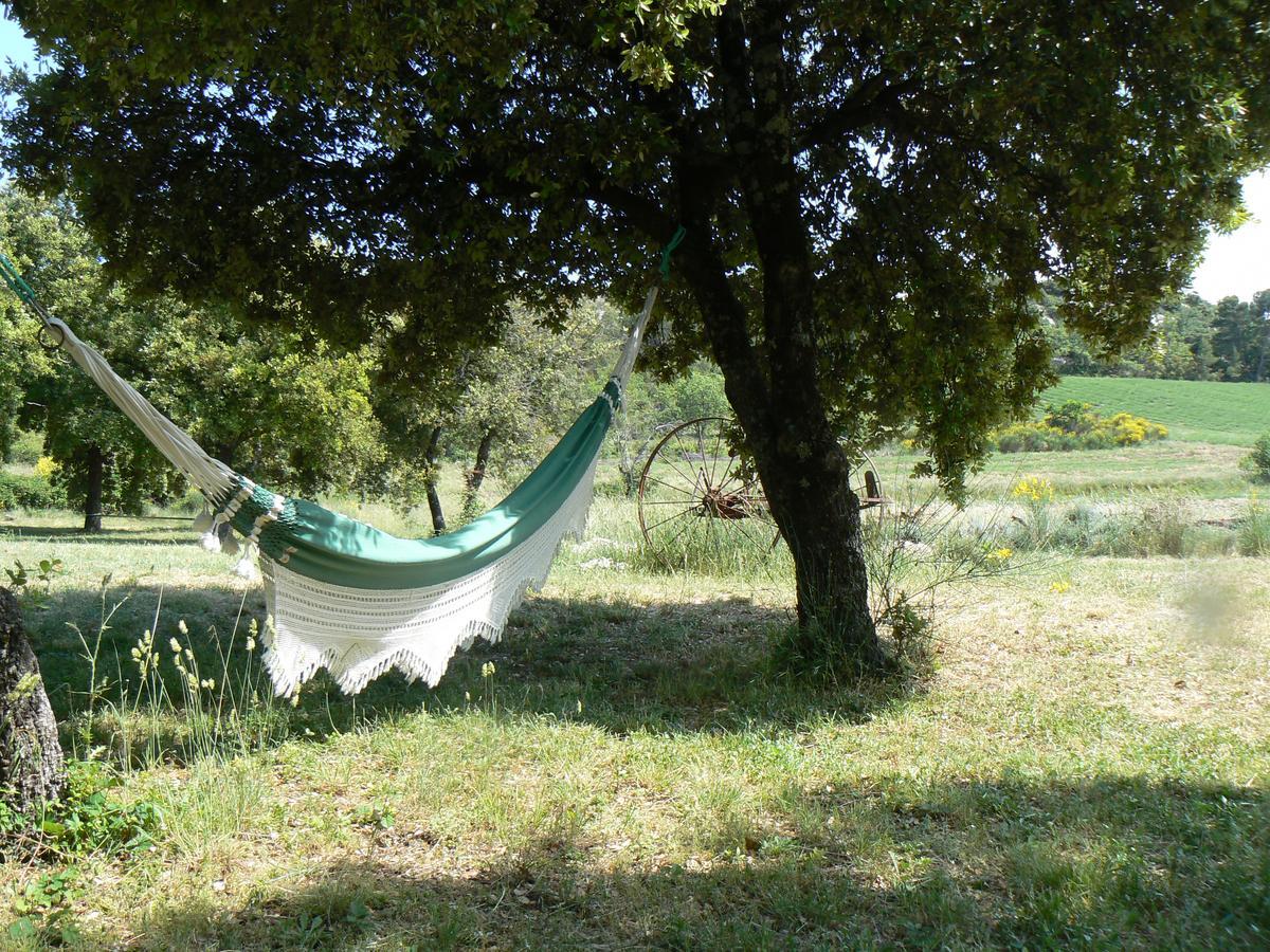 Chambres D'Hotes De La Verrerie Lioux Екстериор снимка